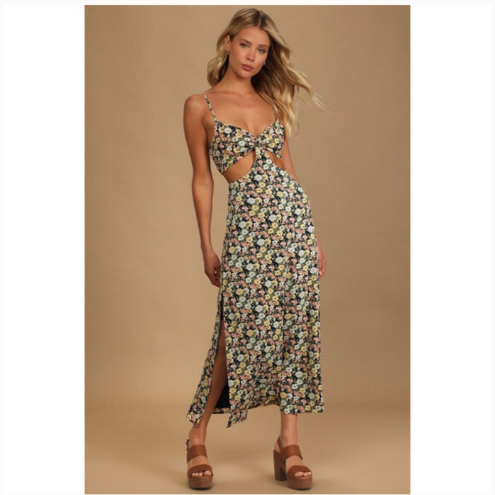 Lulus It’s A Perfect Pick Navy Blue Floral Print Cutout Maxi Dress